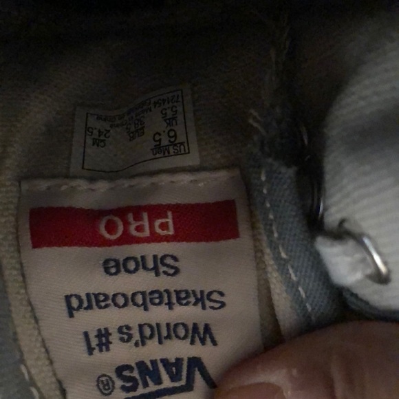 Vans skateboarding shoe - Picture 4 of 4